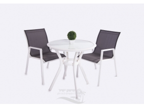 שולחן 72 לבן ו2 כסא חן1